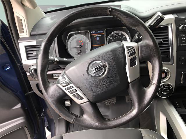 Used 2019 Nissan Titan SV w/ SV Convenience Package image 13