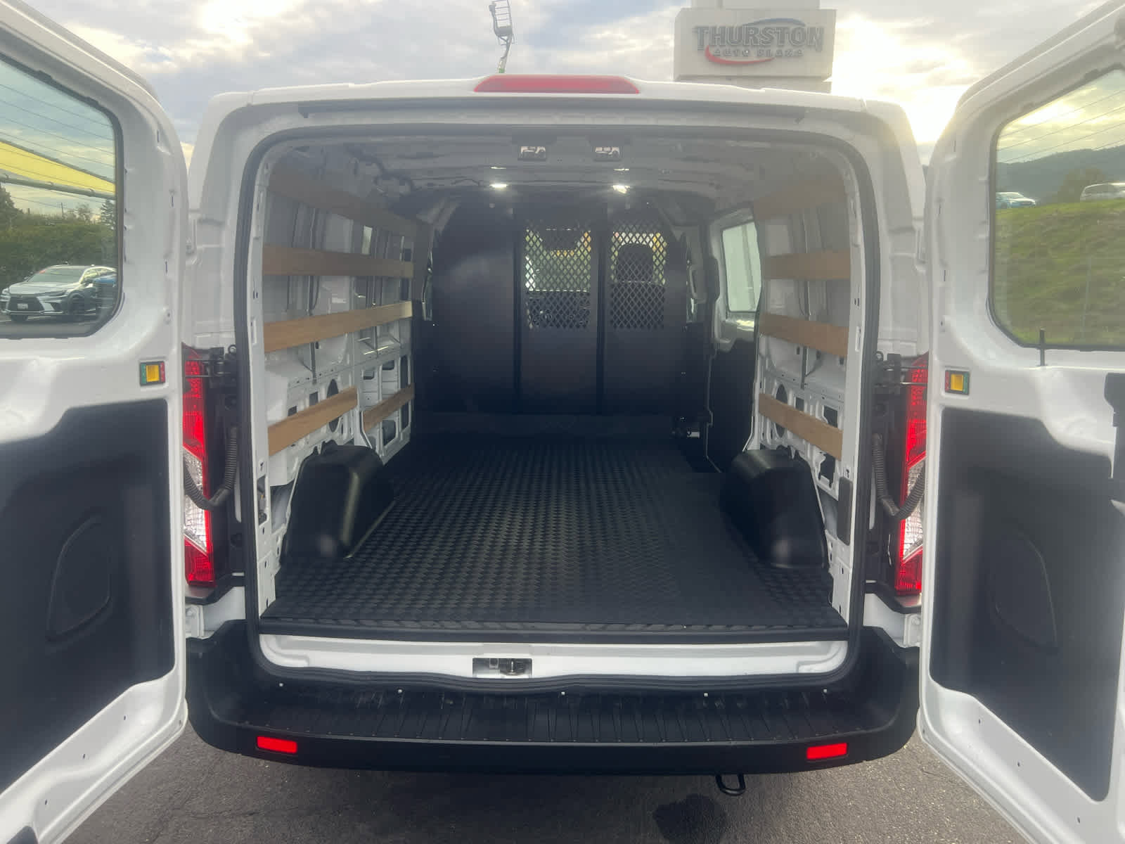 Used 2024 Ford Transit 250 Low Roof w/ Exterior Upgrade Package RWD image 11