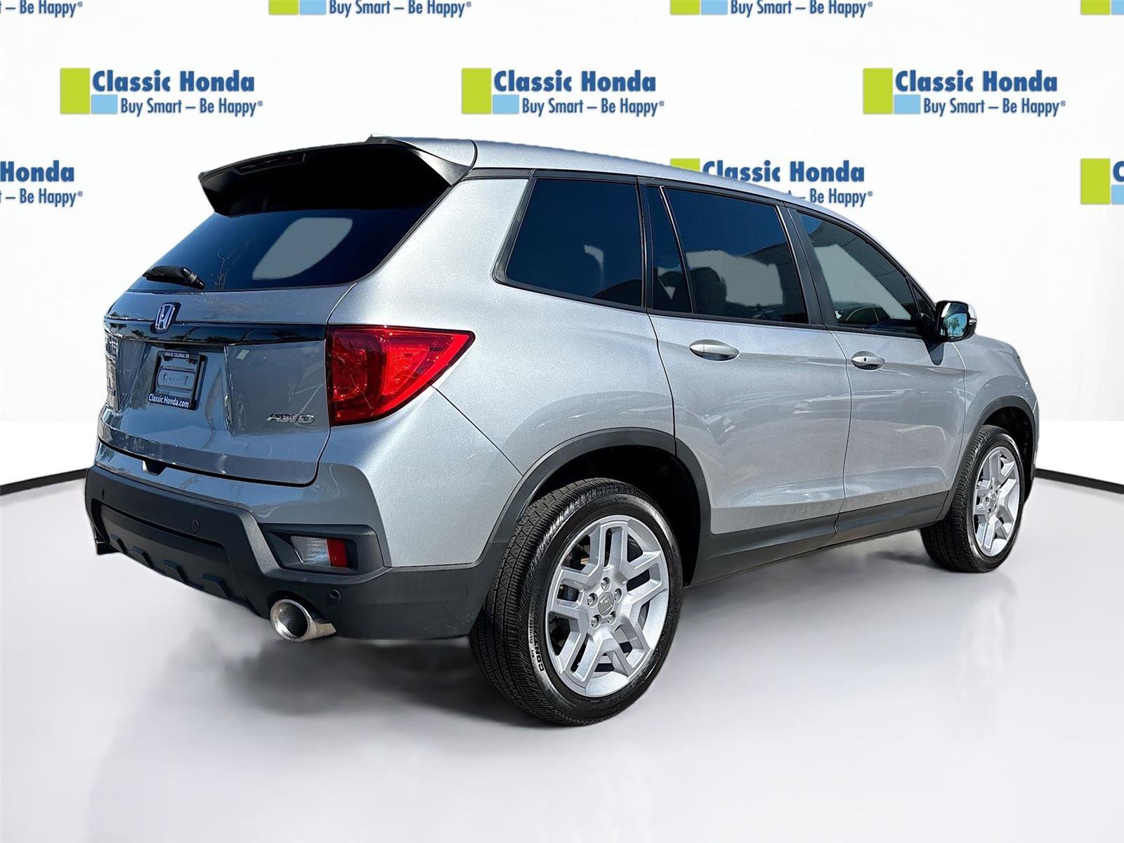 Certified 2025 Honda Passport EX-L image 8