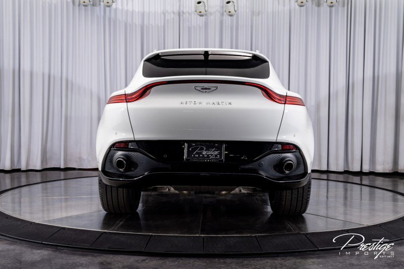 Used 2021 Aston Martin DBX image 15