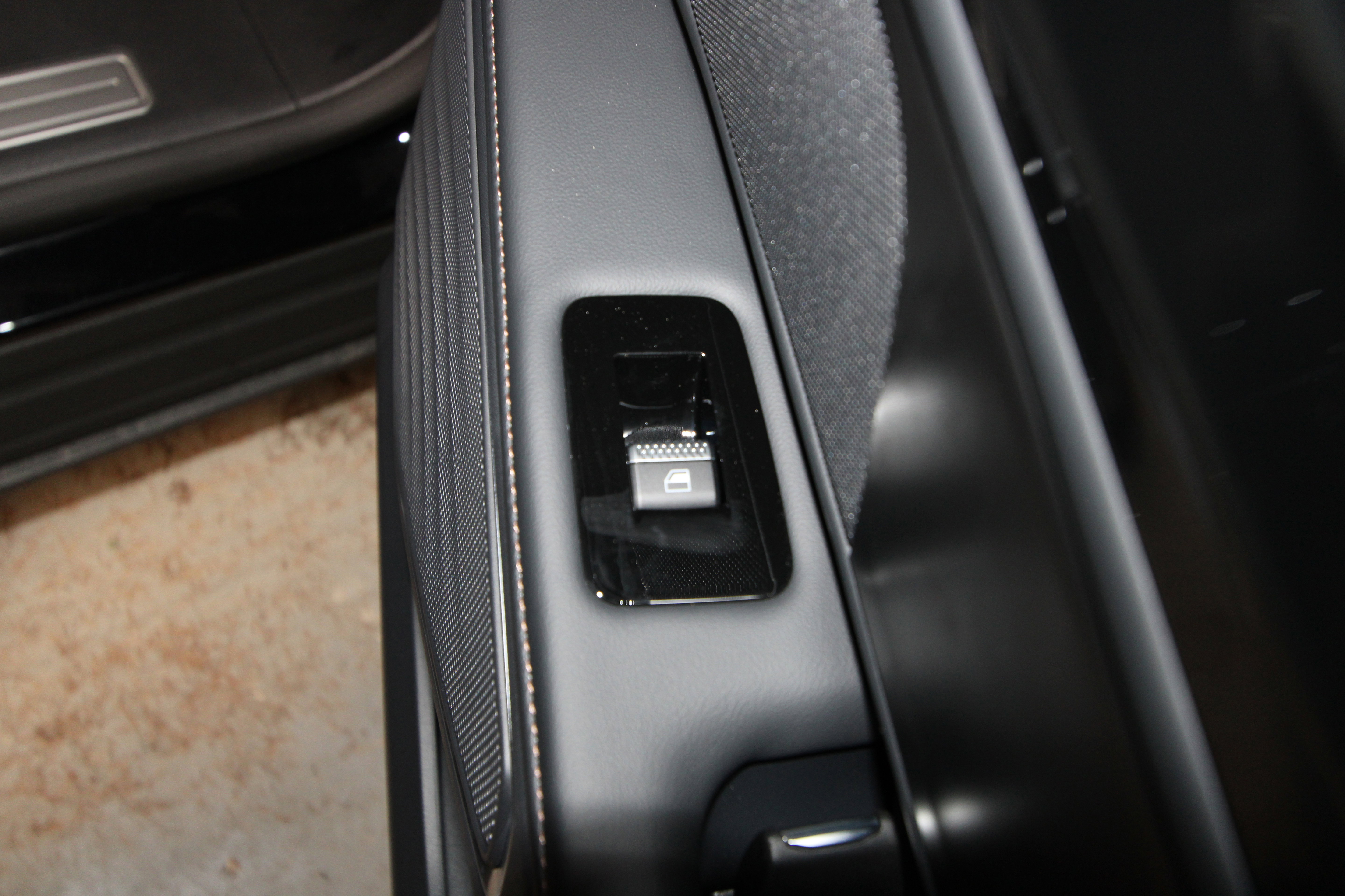 New 2026 Lincoln Nautilus Premier image 27