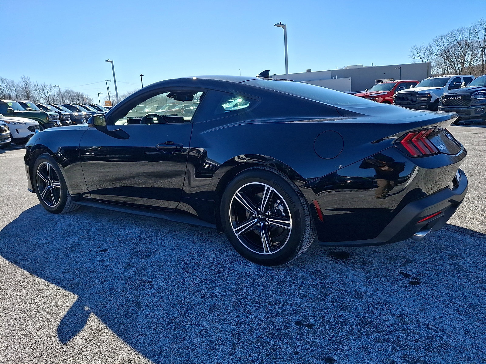 Certified 2025 Ford Mustang Coupe image 4