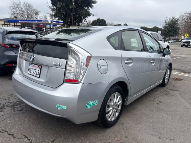 Used 2015 Toyota Prius Prime Plug-In Hybrid image 4