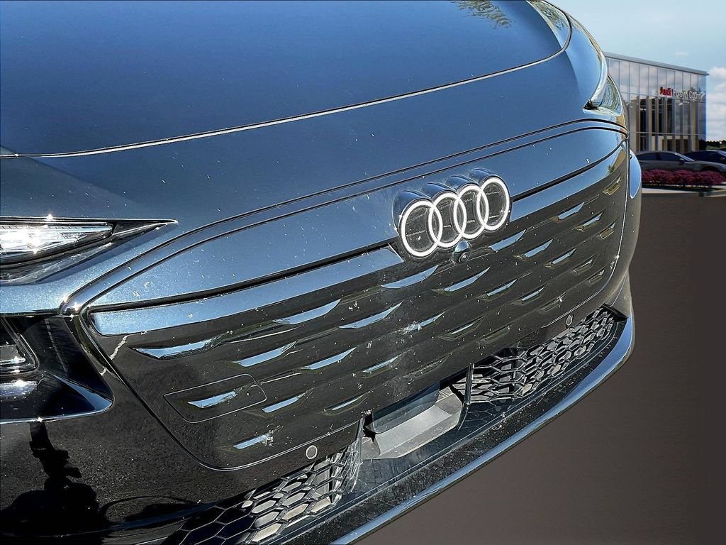 Used 2025 Audi A6 e-tron Prestige AWD/4WD image 34
