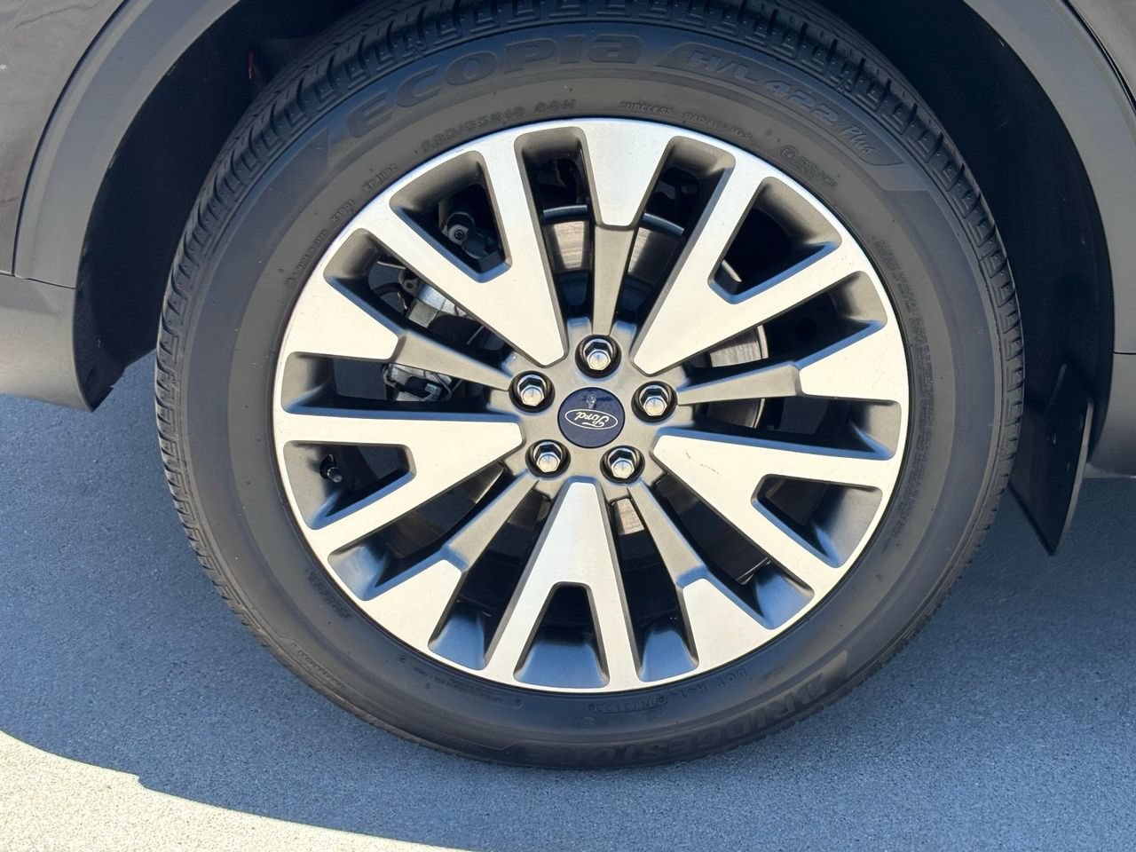 Used 2020 Ford Escape Titanium w/ Titanium Premium Package 2.0 AWD/4WD image 7