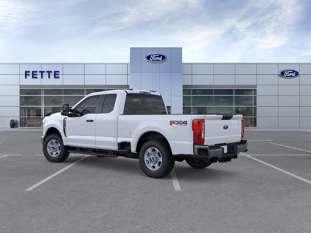 New 2026 Ford F250 XLT w/ FX4 Off-Road Package AWD/4WD image 4