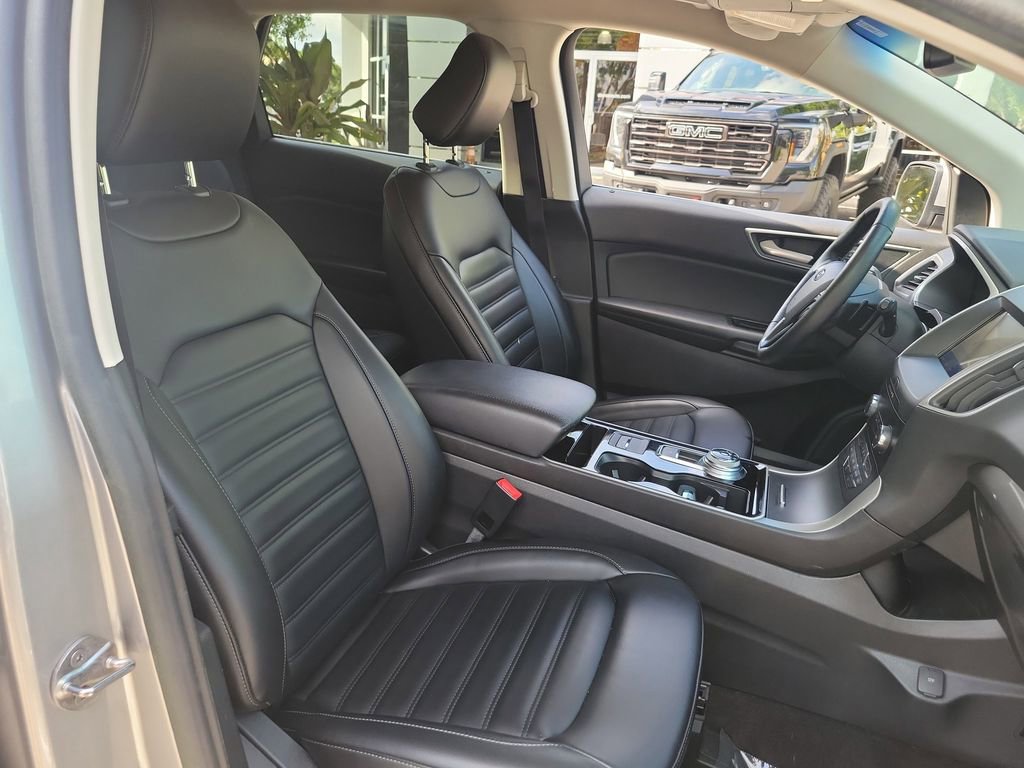 Used 2020 Ford Edge SEL w/ Convenience Package AWD/4WD image 23