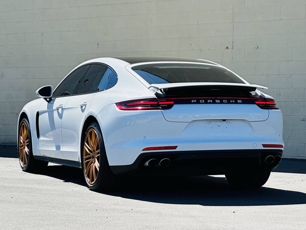 Used 2017 Porsche Panamera 4S AWD/4WD image 9