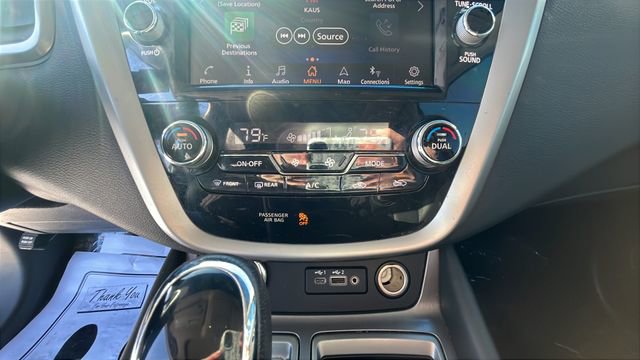 Used 2022 Nissan Murano SL w/ SL Moonroof Package image 16
