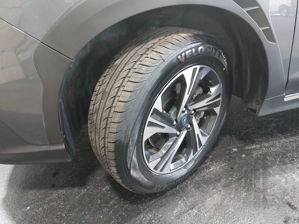 Used 2024 Subaru Crosstrek 2.0i Premium AWD/4WD image 32