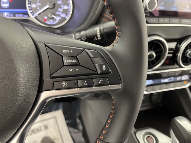 New 2025 Nissan Sentra SR w/ Midnight Edition image 18