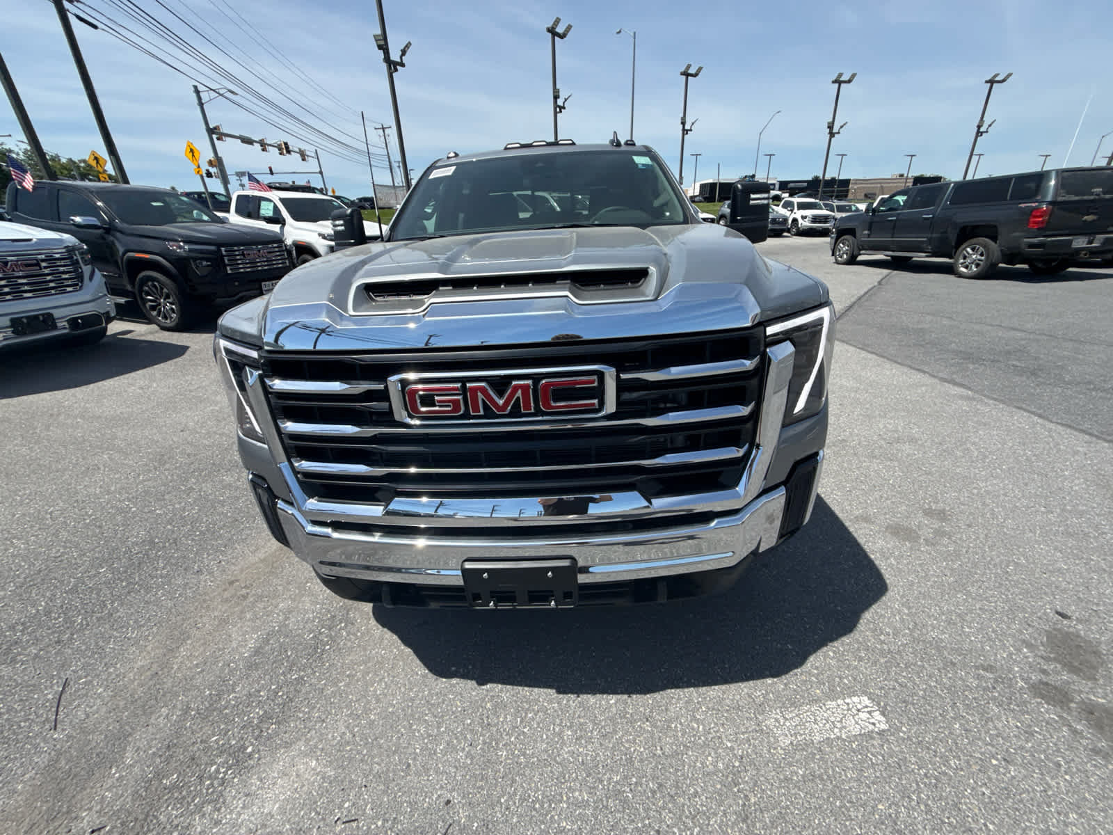 New 2026 GMC Sierra 2500 SLE w/ SLE Value Package; AWD/4WD image 14