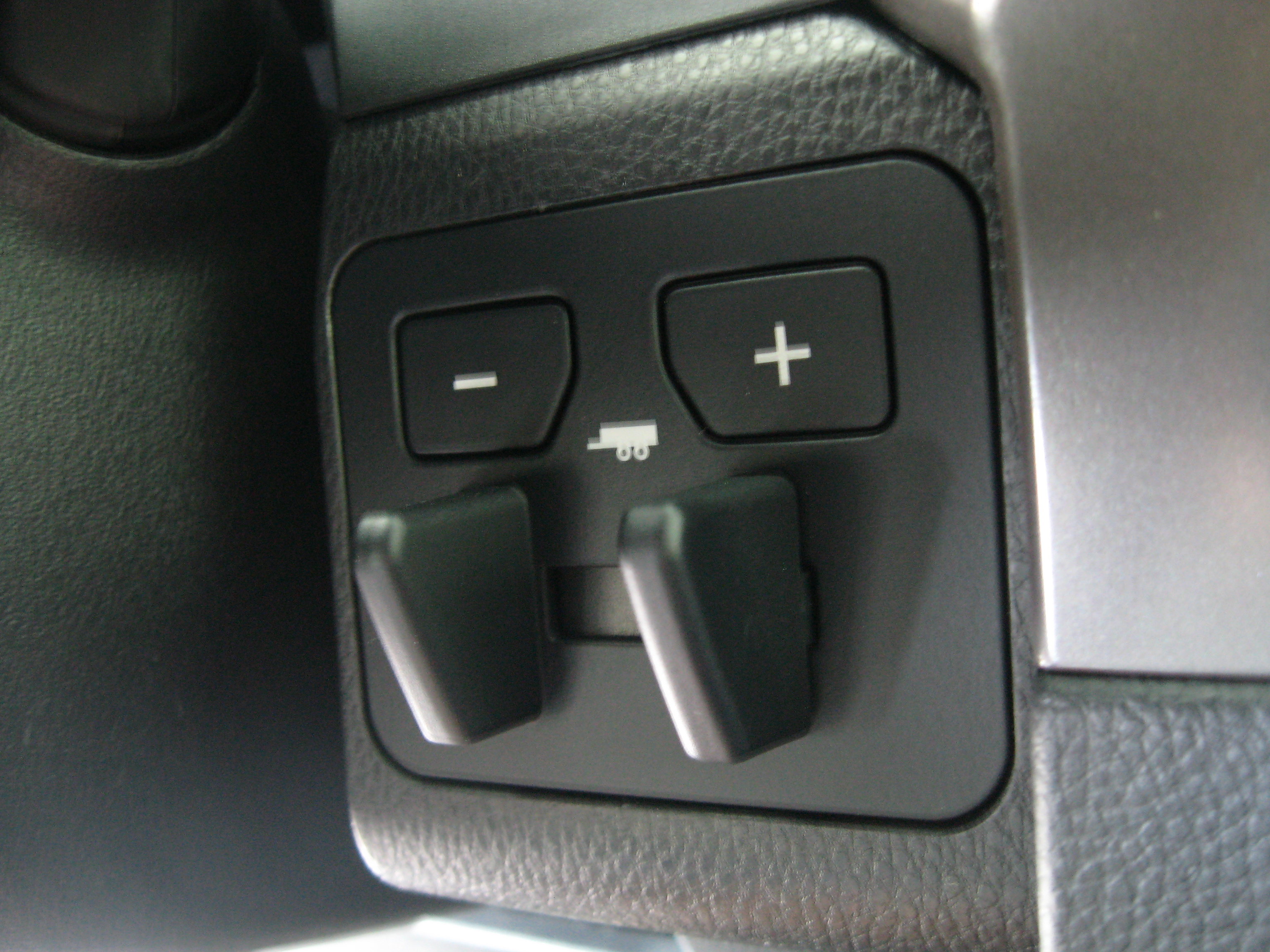 New 2025 Toyota Tacoma TRD Off-Road image 17