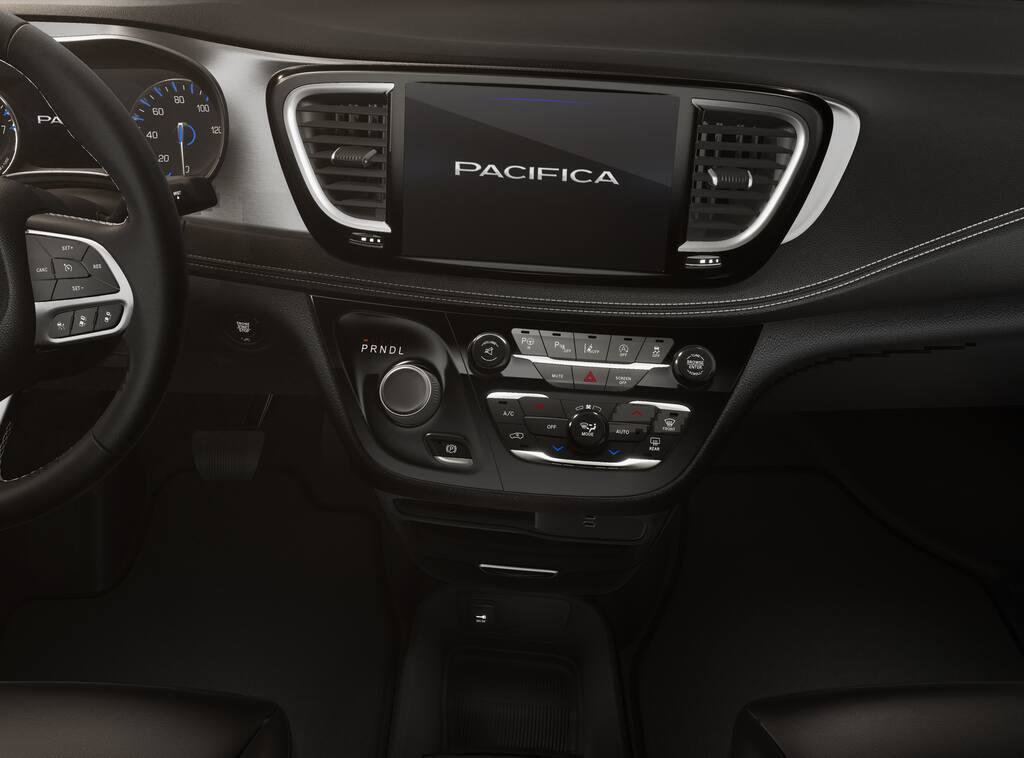 New 2026 Chrysler Pacifica Select image 5