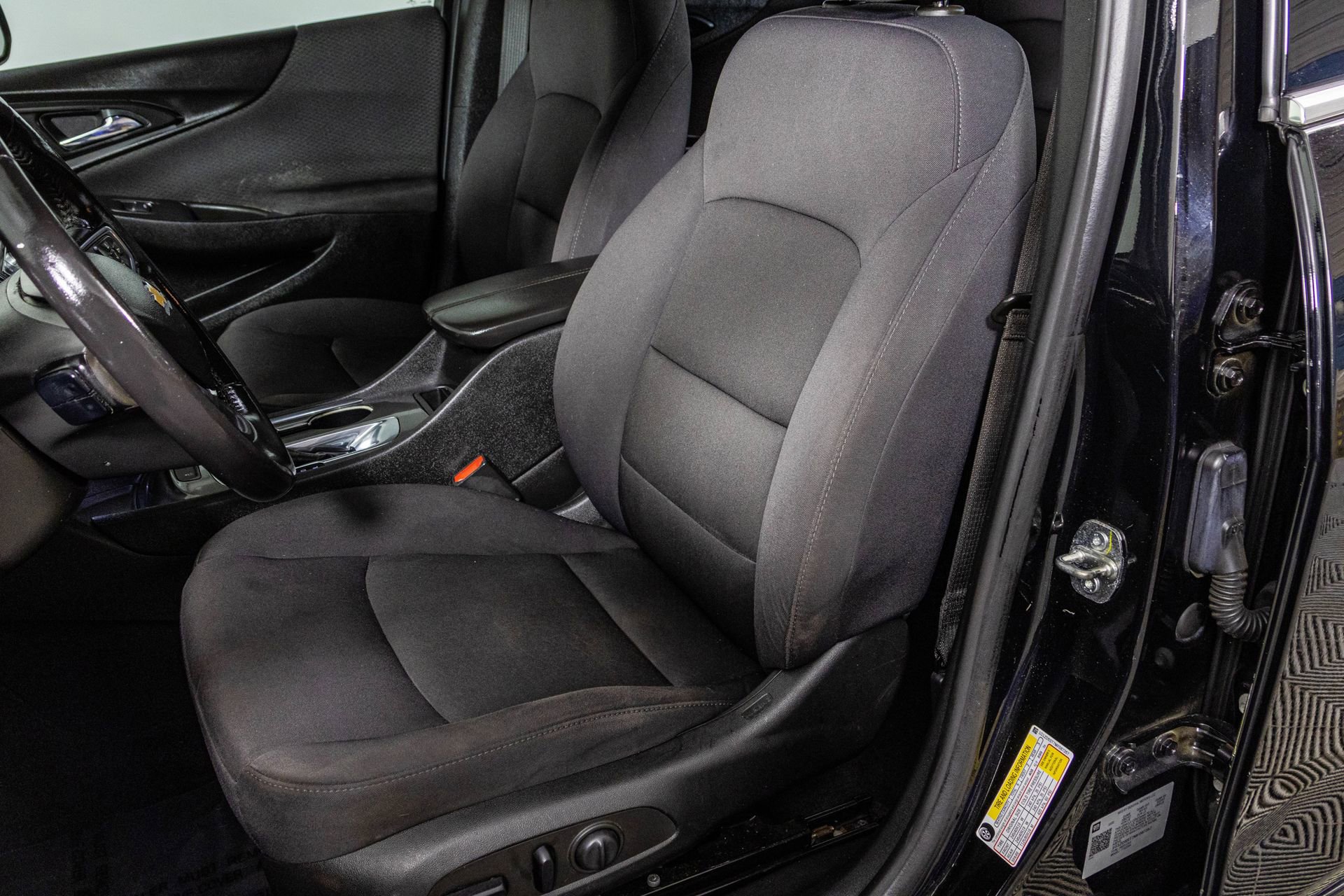 Used 2021 Chevrolet Malibu LT w/ Midnight Edition image 20