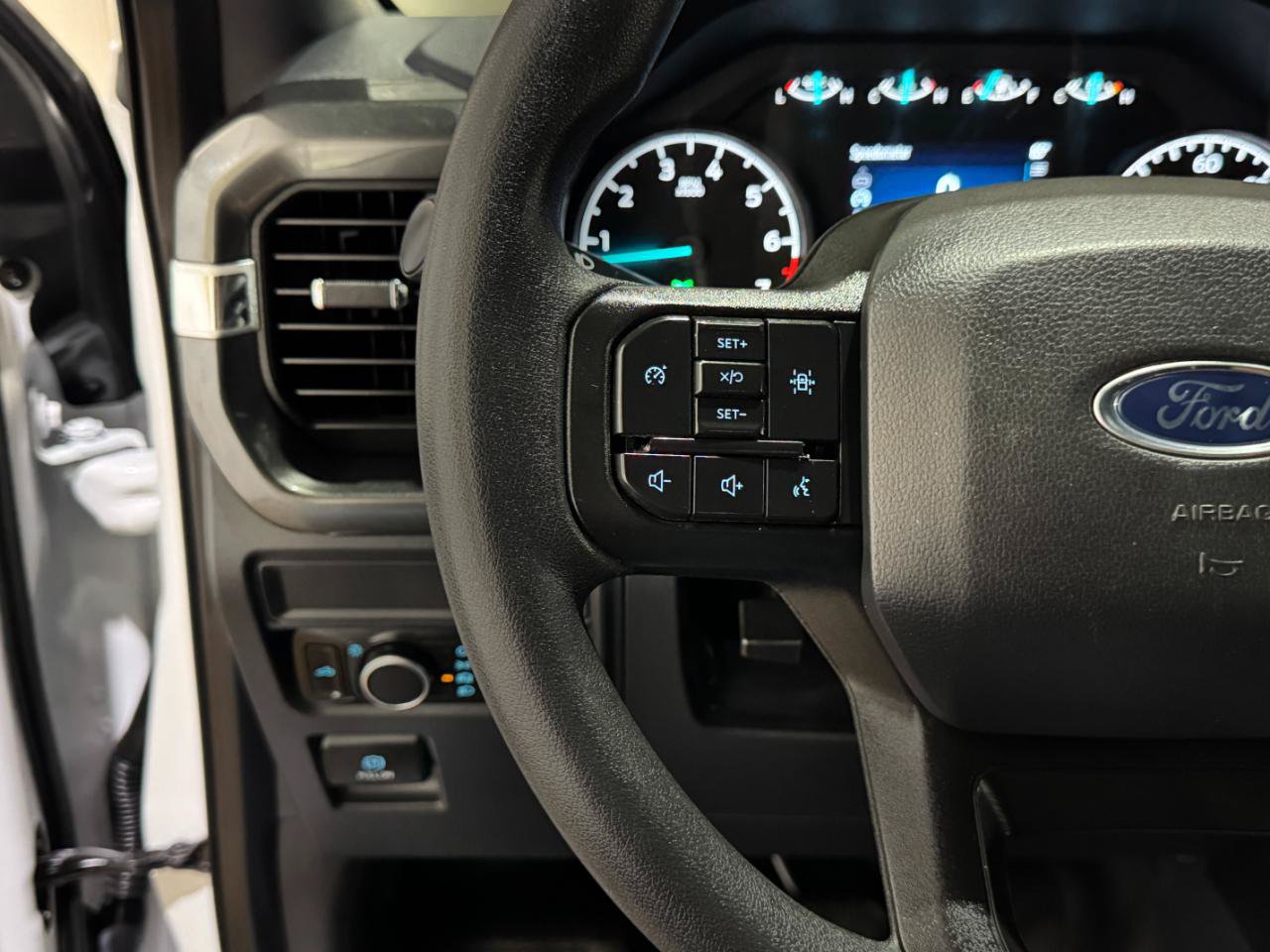 Used 2022 Ford F150 XL w/ STX Appearance Package AWD/4WD image 24