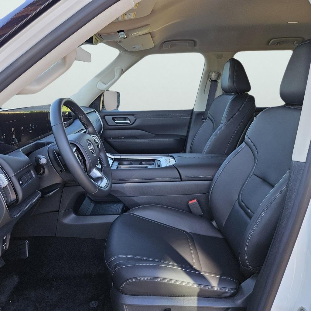 New 2026 Nissan Armada SV image 10