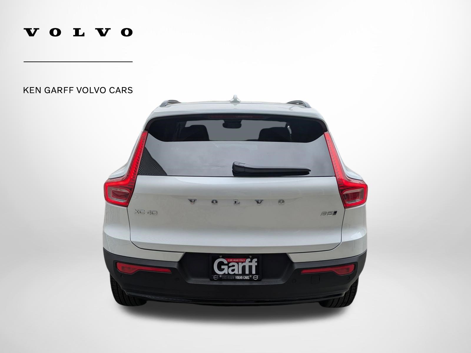 New 2026 Volvo XC40 B5 Plus w/ Protection Package Premier image 4