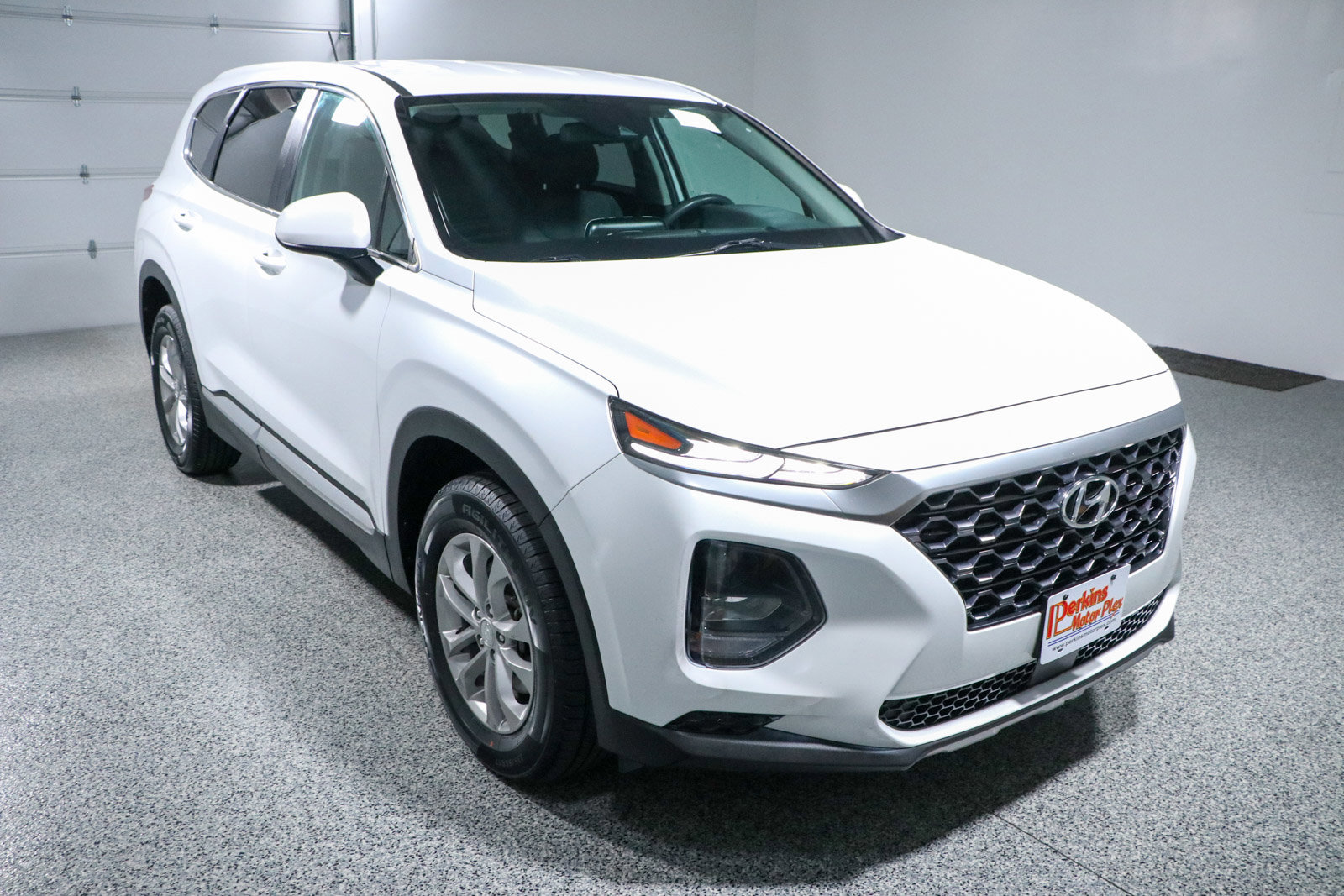 Used 2019 Hyundai Santa Fe SE image 5