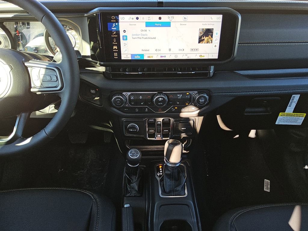 New 2026 Jeep Gladiator Sport S image 11