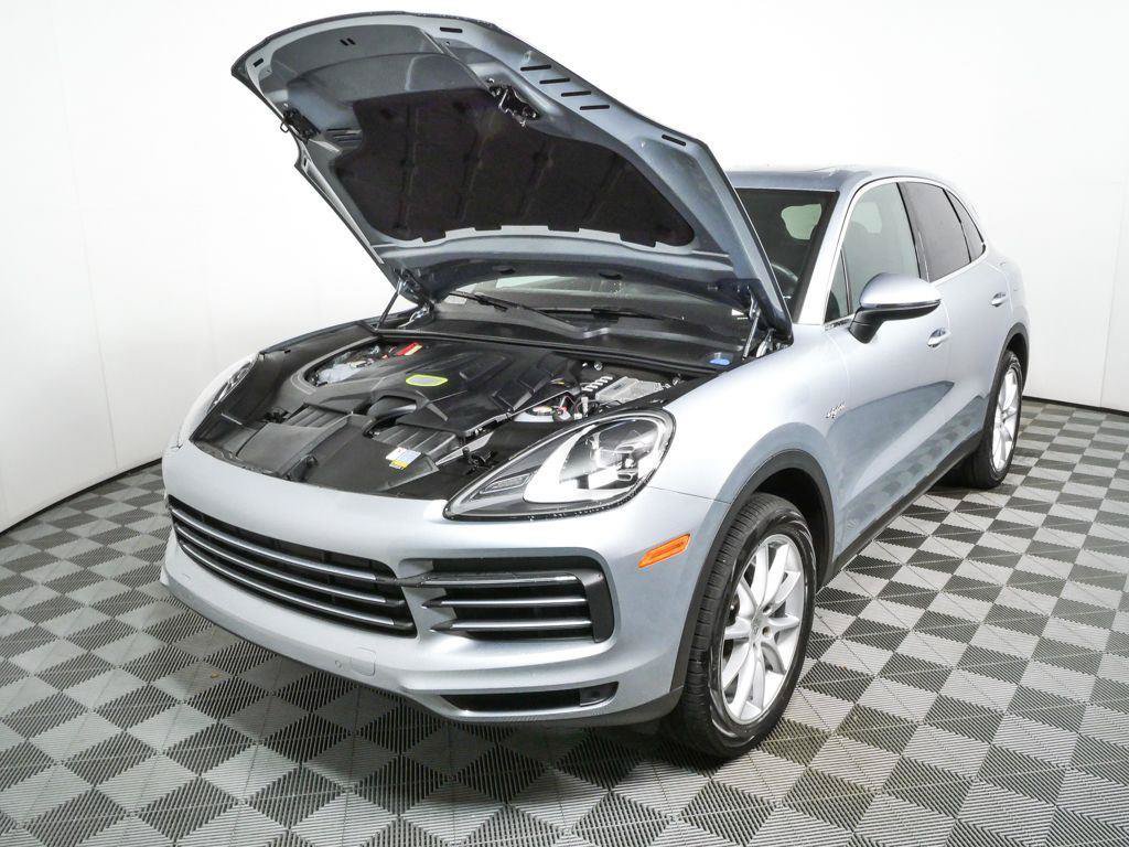 Certified 2022 Porsche Cayenne E-Hybrid AWD/4WD image 33