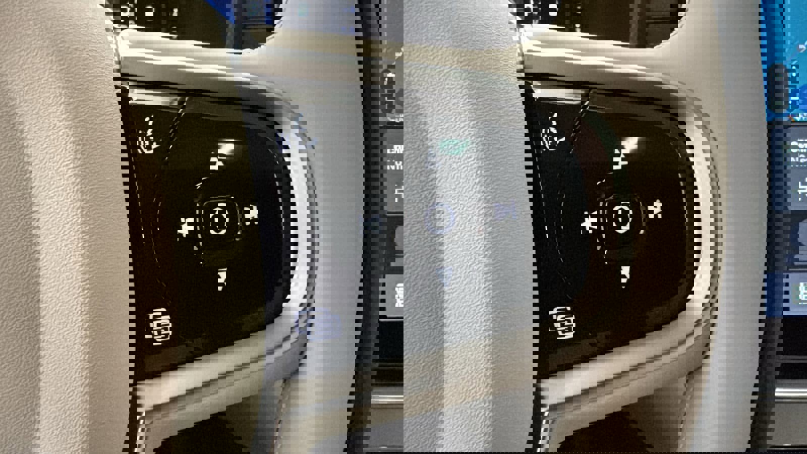 New 2026 Volvo XC90 B6 Ultra image 14