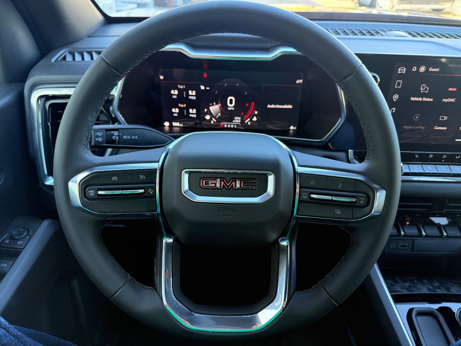 New 2026 GMC Canyon Elevation w/ Convenience Package image 14