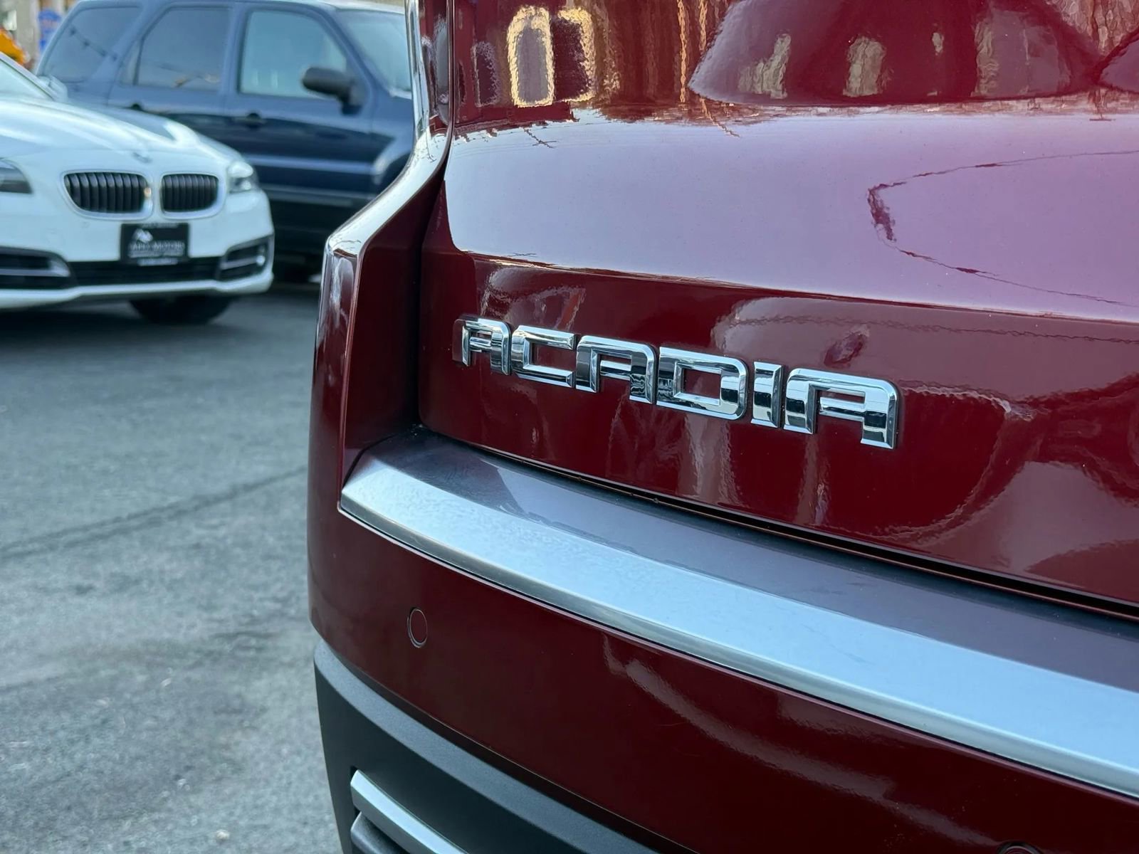 Used 2016 GMC Acadia SLE image 7