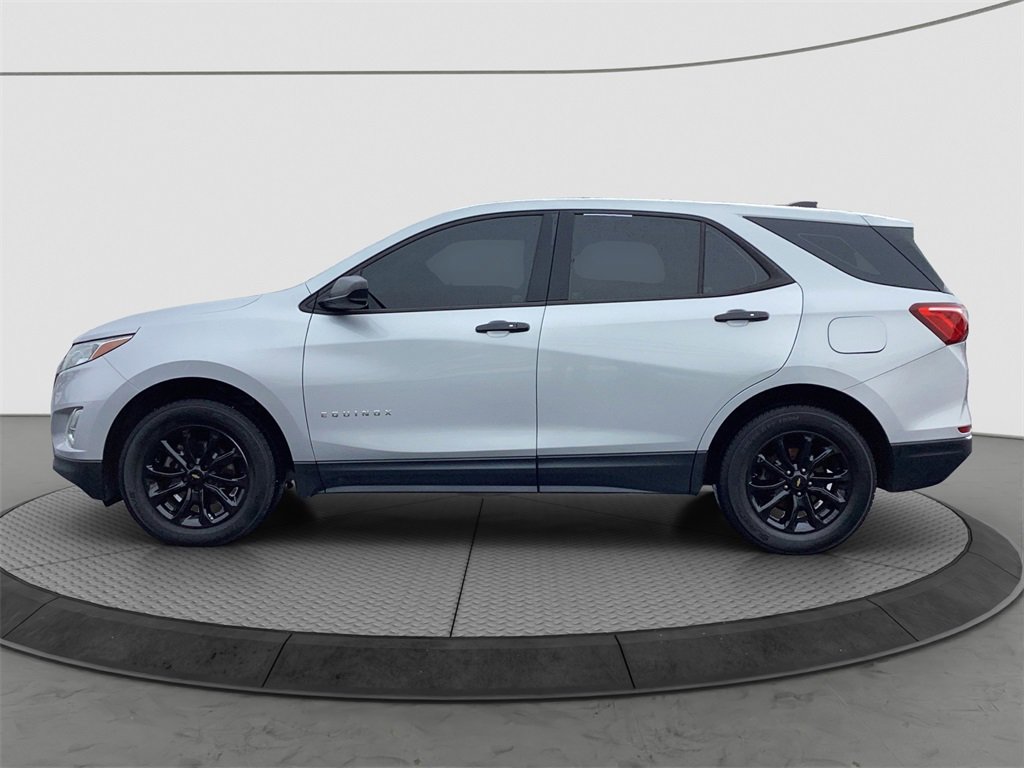 Used 2018 Chevrolet Equinox LS image 4