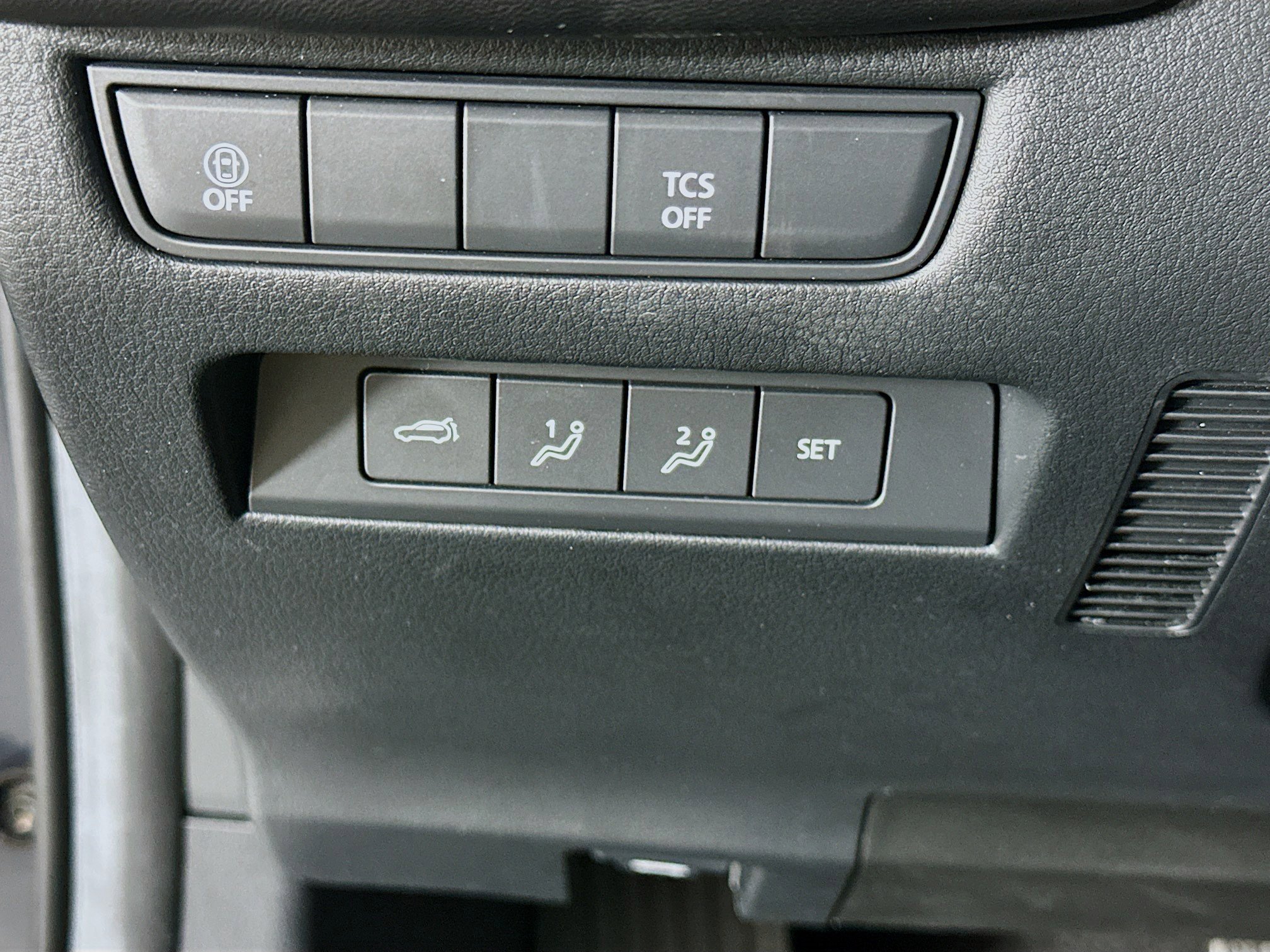 Used 2025 MAZDA CX-50 AWD 2.5 S w/ Premium Plus Pkg image 15