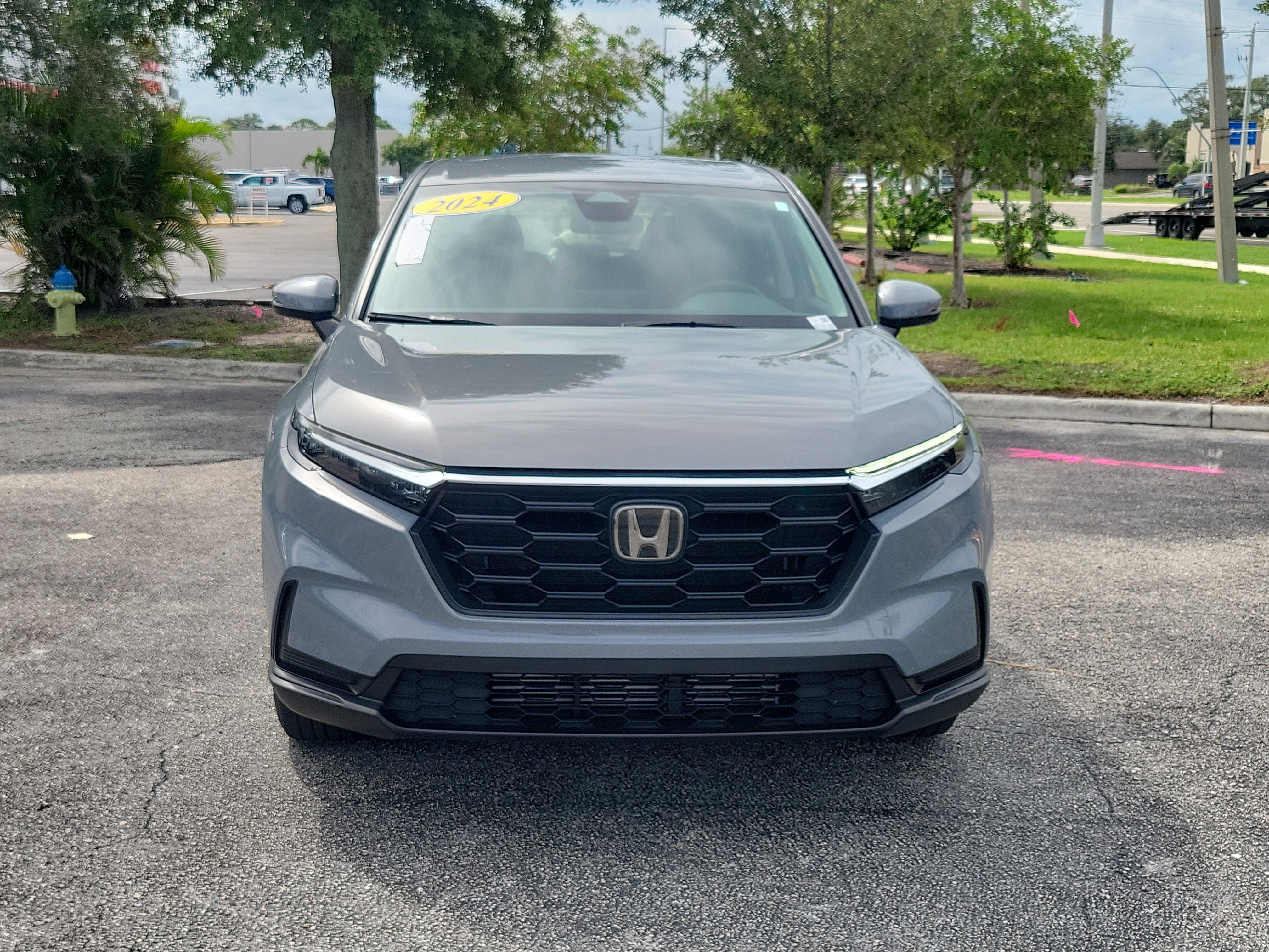 Used 2024 Honda CR-V LX image 2