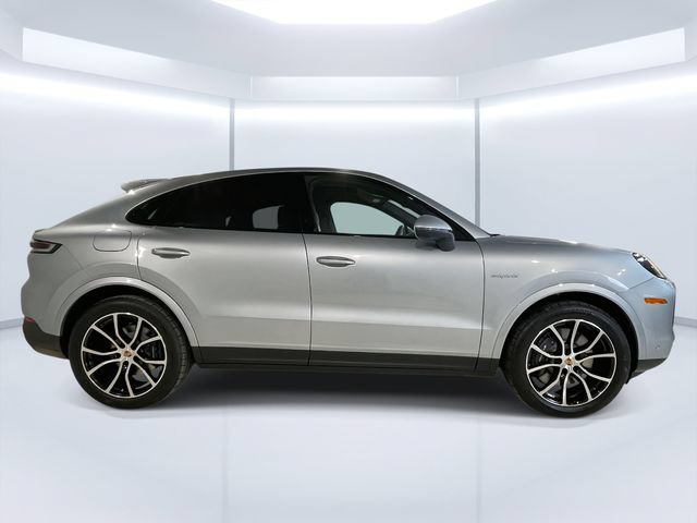 New 2026 Porsche Cayenne E-Hybrid Coupe AWD/4WD image 8