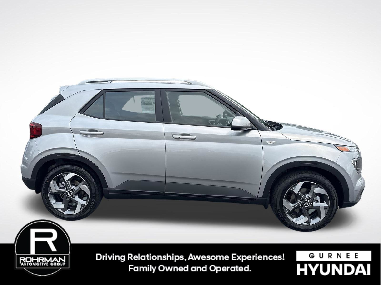 New 2026 Hyundai Venue SEL FWD image 10