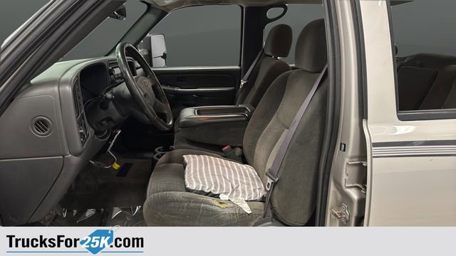 Used 2004 Chevrolet Silverado 2500 LS image 16