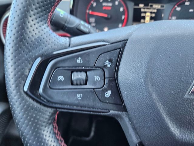 Certified 2024 Chevrolet Trax RS FWD image 14