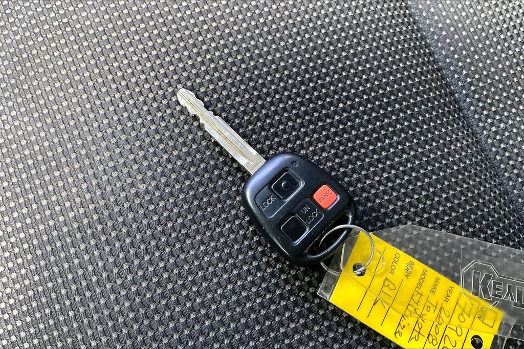 Used 2008 Toyota FJ Cruiser 4WD image 25