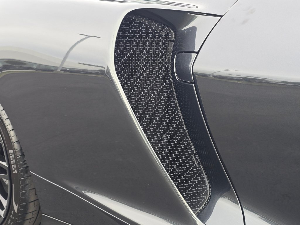 Used 2022 McLaren GT RWD image 23