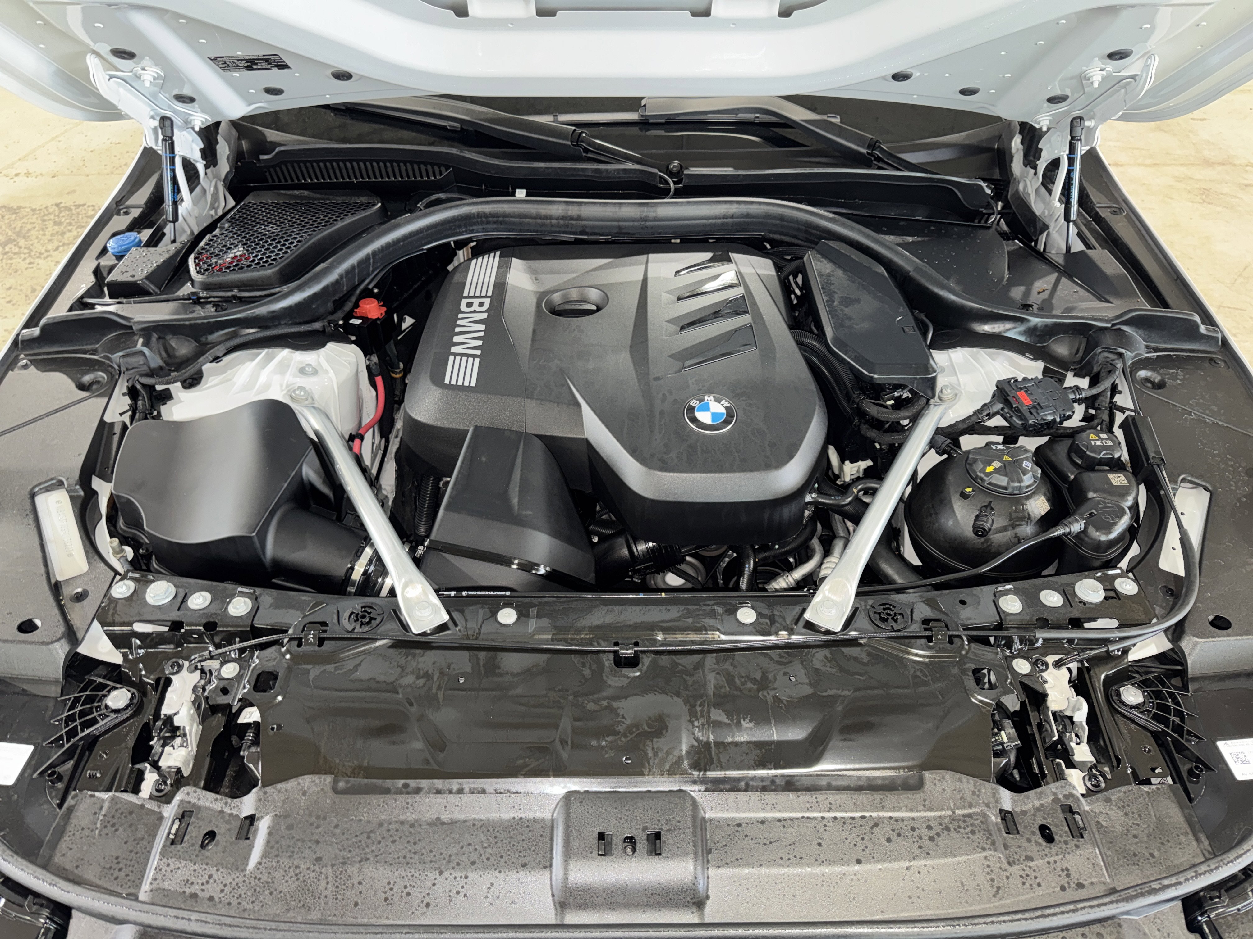 Certified 2025 BMW 530i xDrive w/ Premium Package image 35