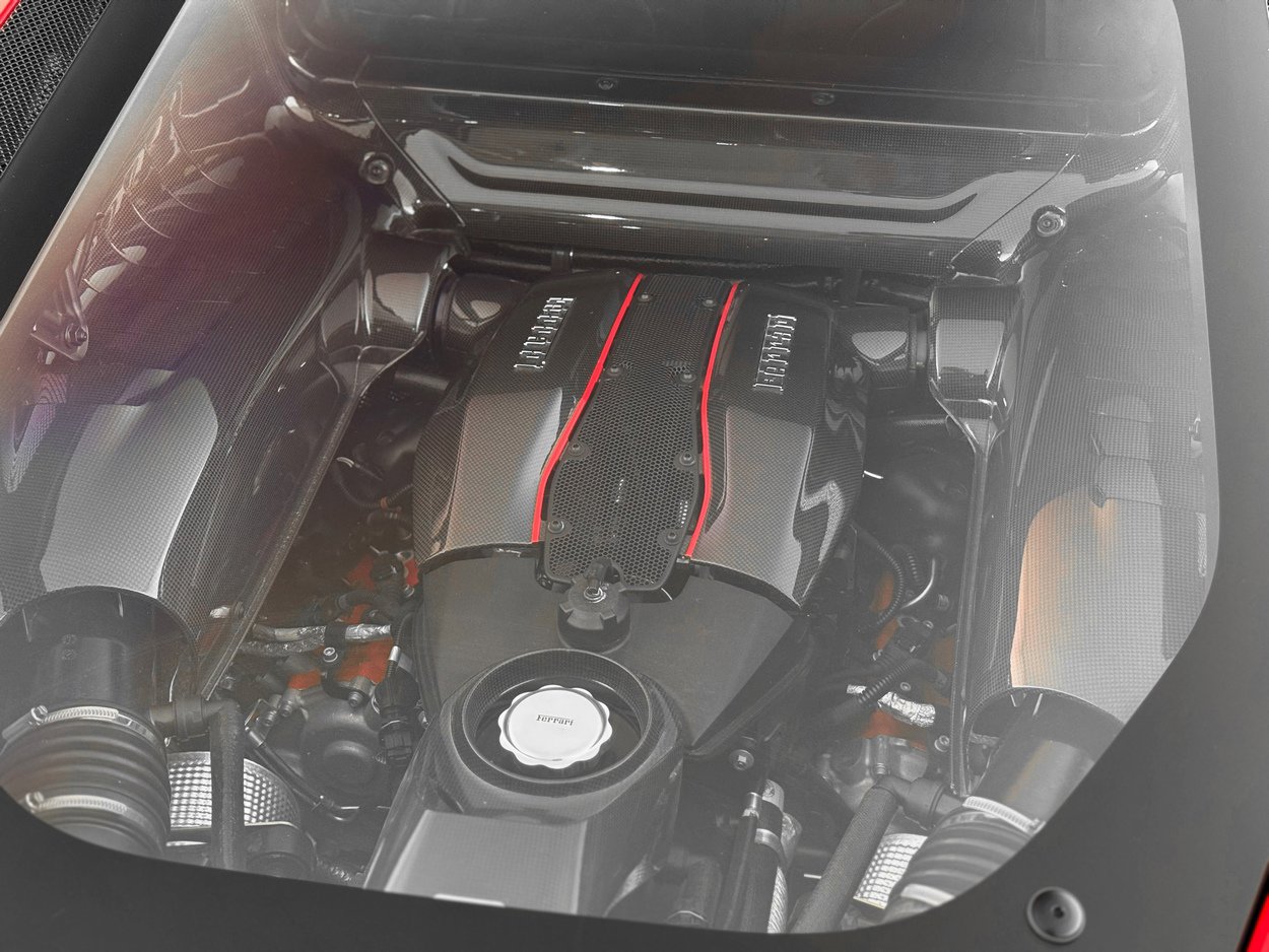 Used 2019 Ferrari 488 Pista Coupe image 47