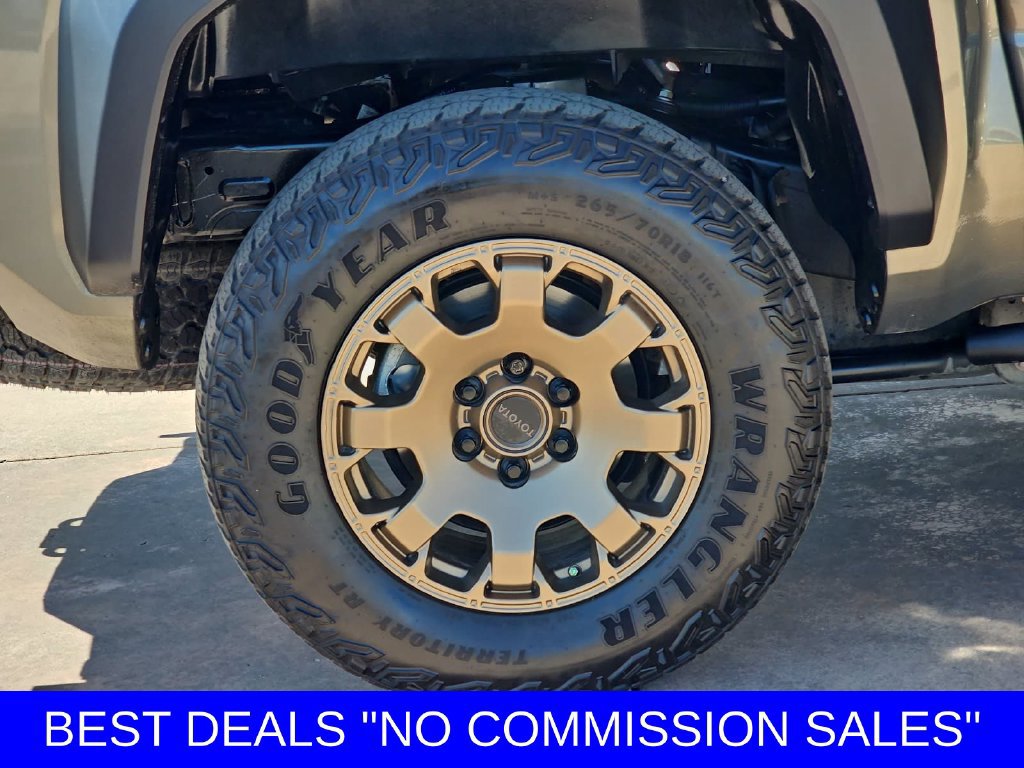 Used 2025 Toyota Tacoma 4x4 Double Cab Hybrid image 36
