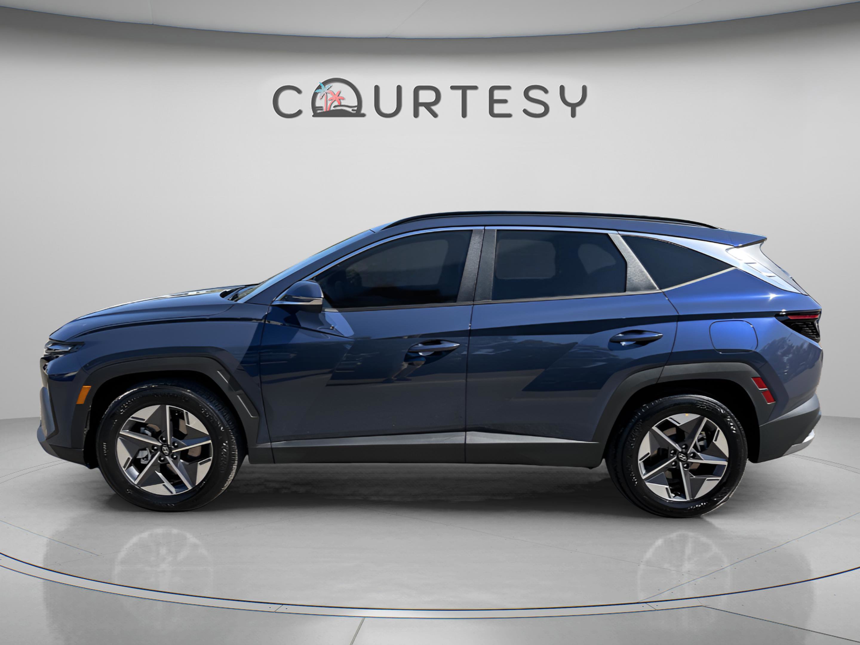 Certified 2026 Hyundai Tucson SEL image 2