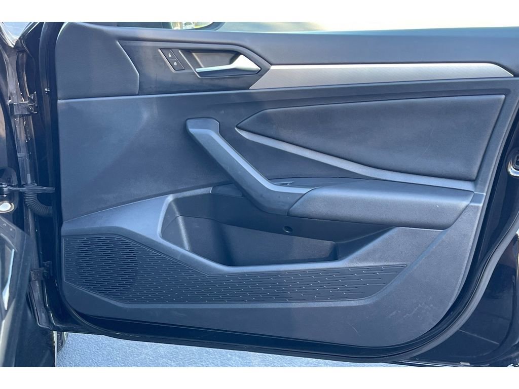 Used 2020 Volkswagen Jetta S w/ Driver Assistance Package image 19