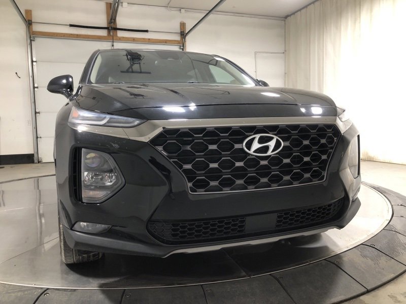 Used 2019 Hyundai Santa Fe SEL image 2