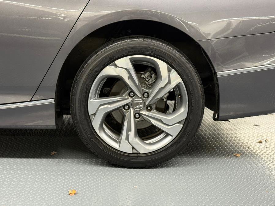 Used 2020 Honda Accord EX image 14