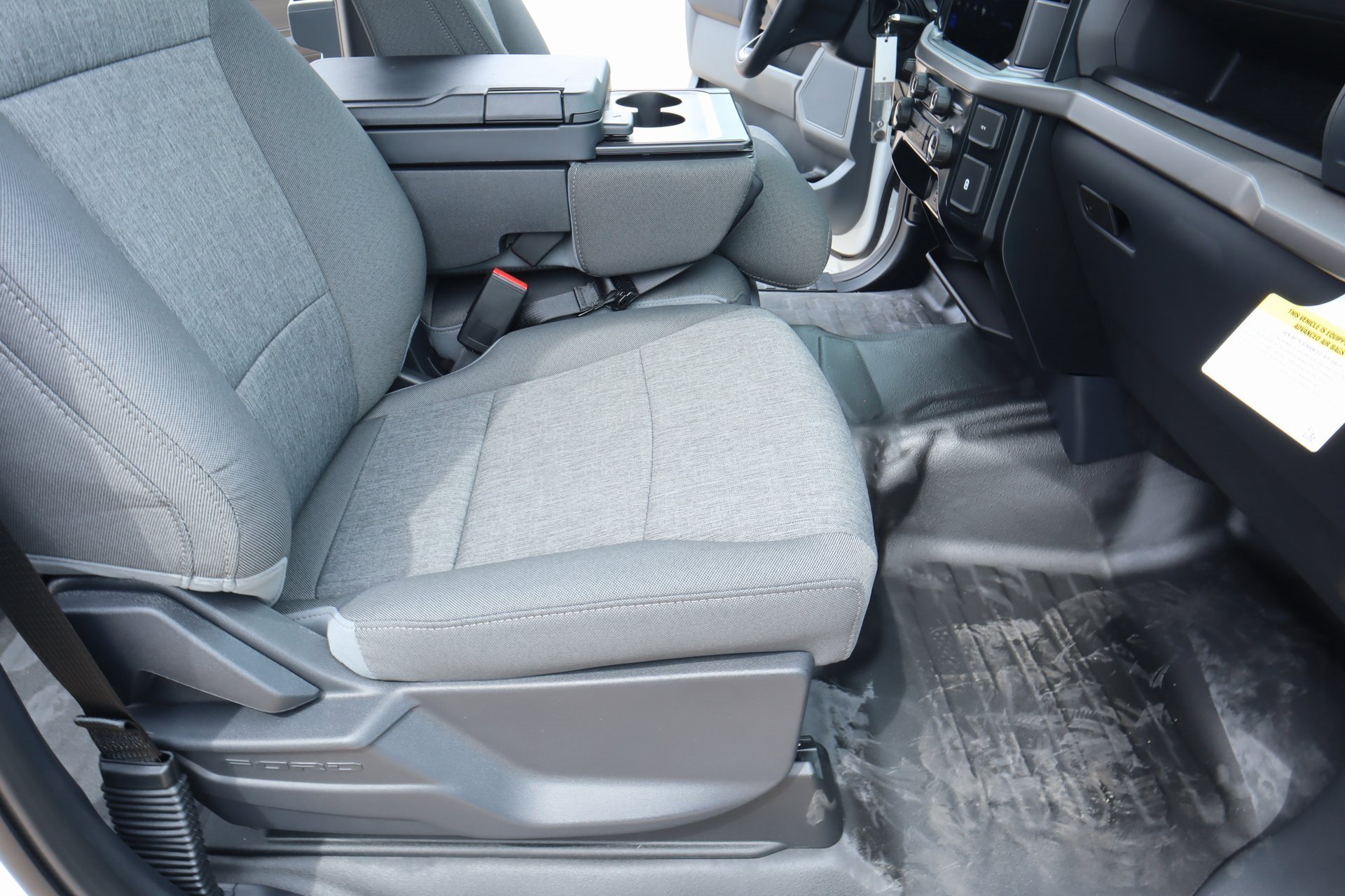 New 2025 Ford F150 XL w/ Equipment Group 103A High image 15