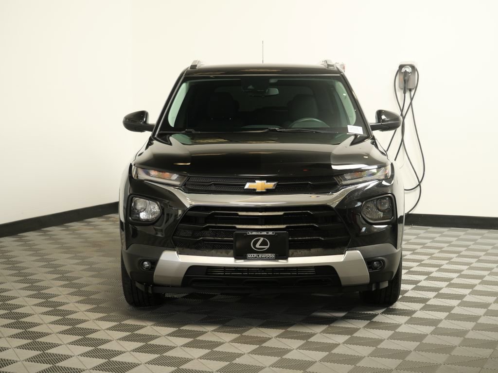 Used 2023 Chevrolet TrailBlazer LT image 2