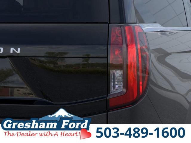 New 2025 Ford Expedition Active image 24