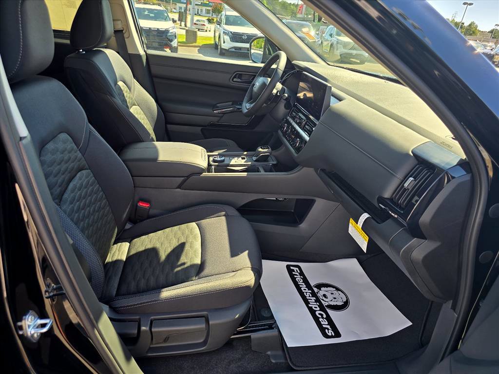 New 2026 Nissan Pathfinder SV AWD/4WD image 13