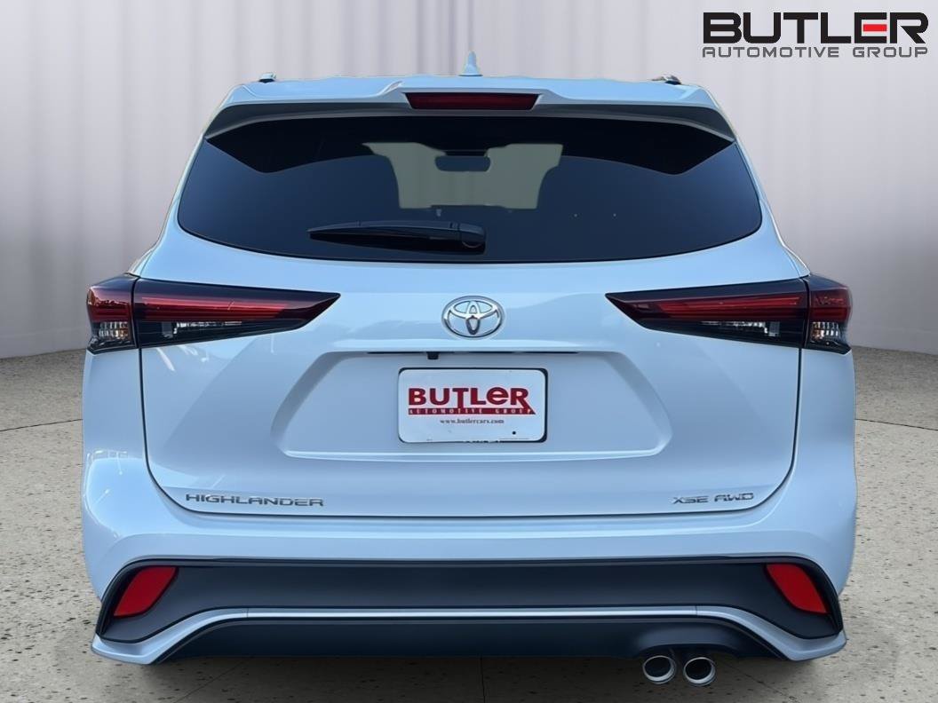 New 2026 Toyota Highlander XSE AWD/4WD image 5
