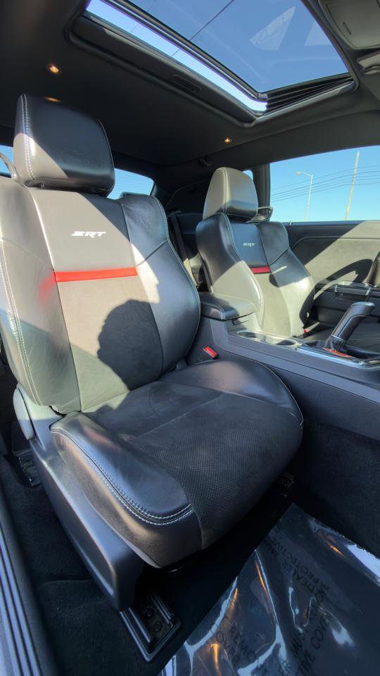 Used 2014 Dodge Challenger SRT8 w/ Harman/Kardon Audio Group image 54